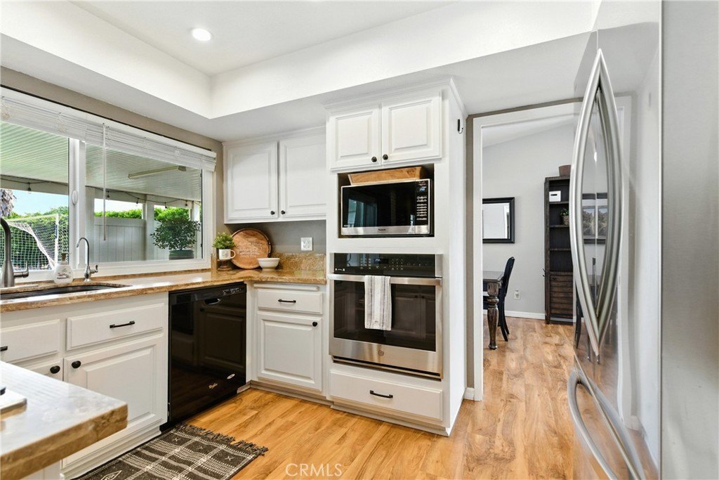 Jurupa Valley, California, 92509, United States, 4 Bedrooms Bedrooms, ,2 BathroomsBathrooms,Residential,For Sale,1873402