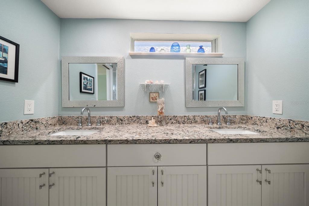 Clearwater Beach, Florida, 33767, United States, 3 Bedrooms Bedrooms, ,3 BathroomsBathrooms,Residential,For Sale,1988337