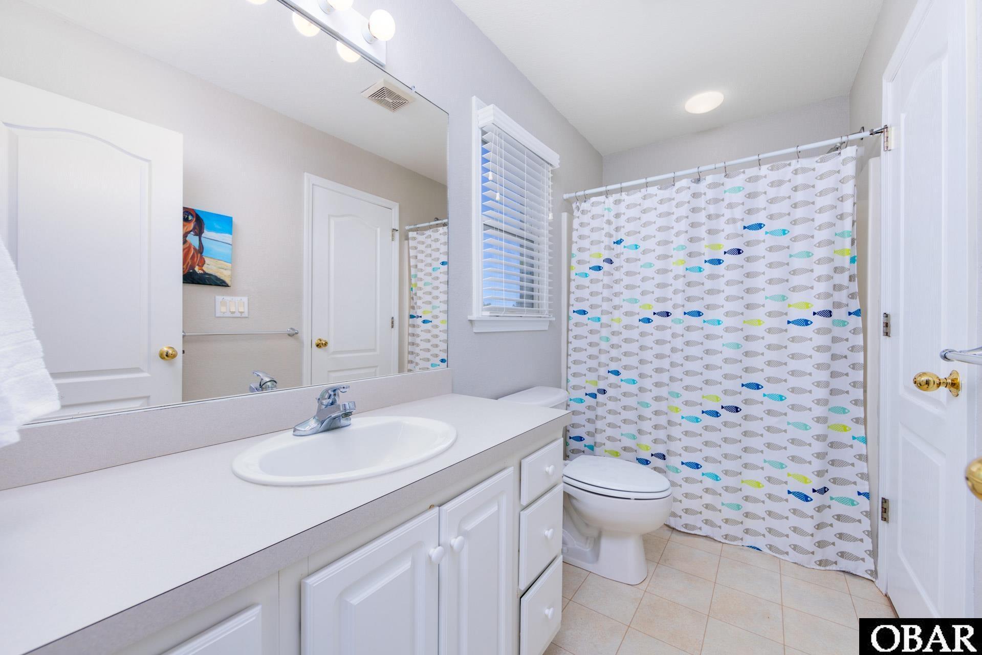 Corolla, North Carolina, 27927, United States, 6 Bedrooms Bedrooms, ,6 BathroomsBathrooms,Residential,For Sale,1827442