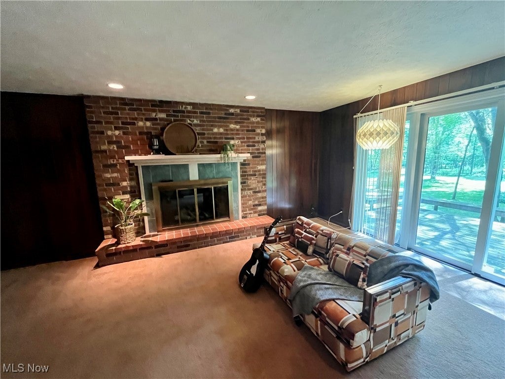 Novelty, Ohio, 44072, United States, 4 Bedrooms Bedrooms, ,3 BathroomsBathrooms,Residential,For Sale,1916255
