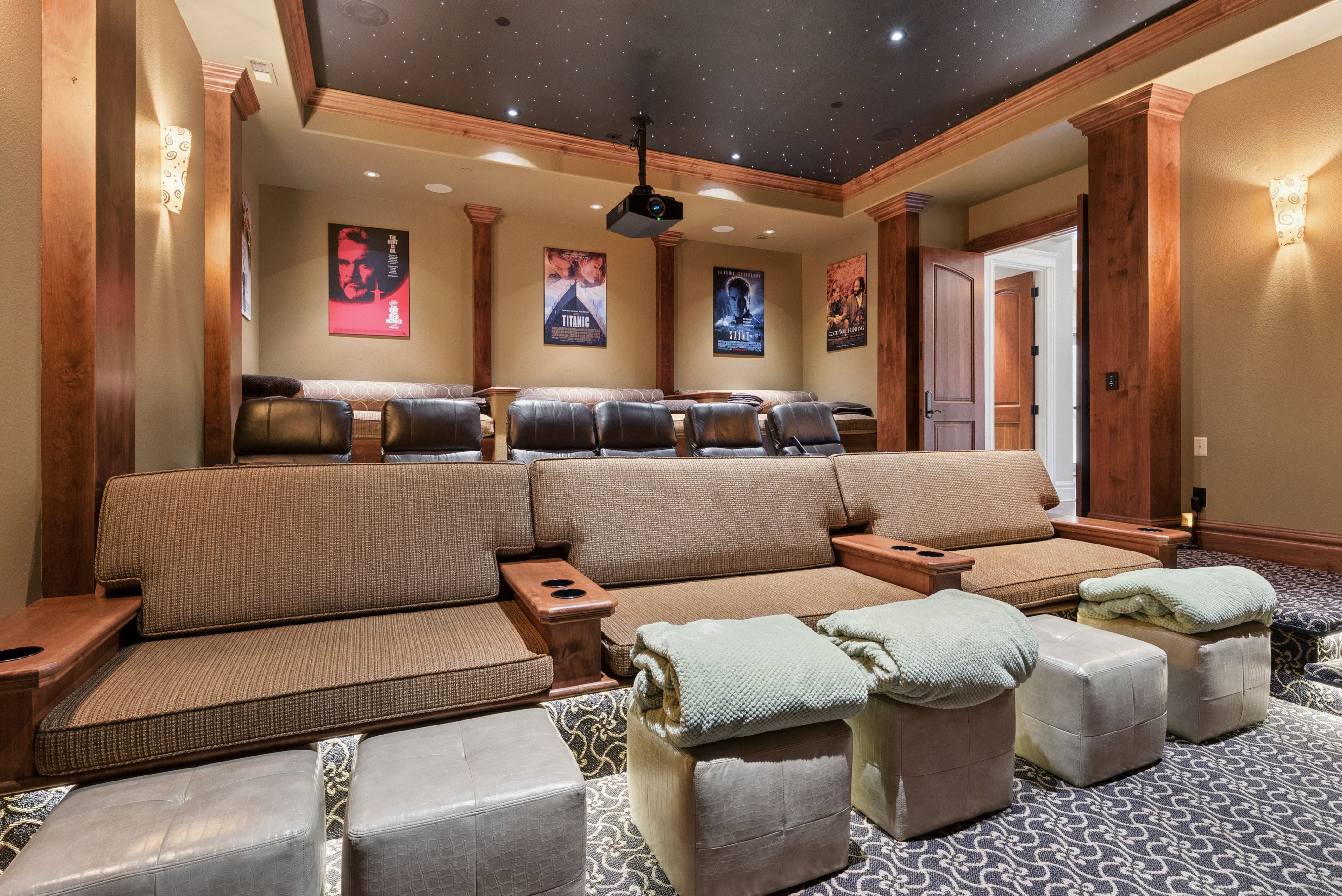  Extraordinary legacy estate on 2.59 private acres in Cathedral Pines - 物件實景