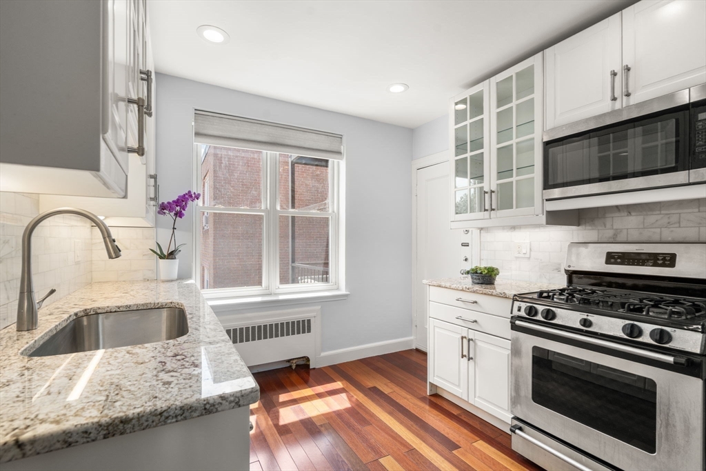 Boston, Massachusetts, 02135, United States, 2 Bedrooms Bedrooms, ,1 BathroomBathrooms,Residential,For Sale,1907550