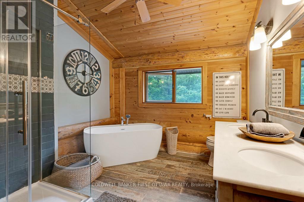 MISSISSIPPI MILLS, Ontario, K0A 2X0, CA, 4 Bedrooms Bedrooms, ,2 BathroomsBathrooms,Residential,For Sale,1865554