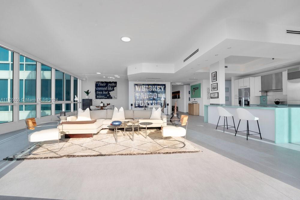 Miami Beach, Florida, 33139, United States, 2 Bedrooms Bedrooms, ,3 BathroomsBathrooms,Residential,For Sale,1877481