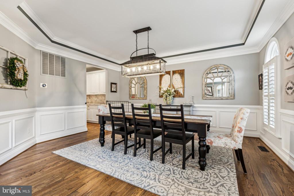 Manassas, Virginia, 20112, United States, 5 Bedrooms Bedrooms, ,5 BathroomsBathrooms,Residential,For Sale,1825143