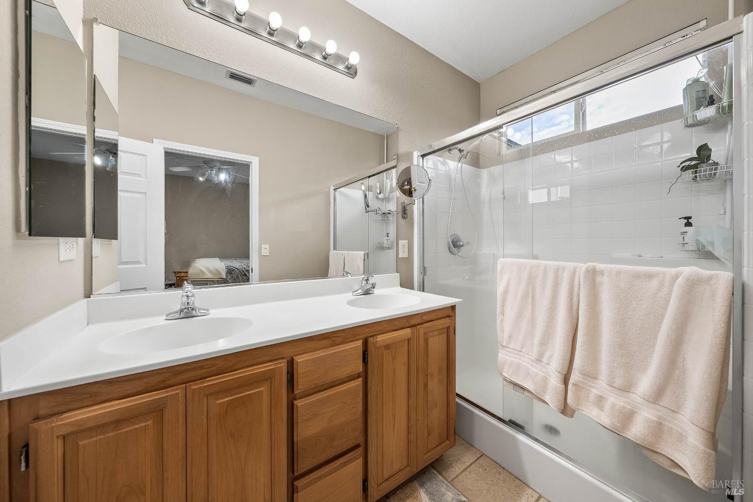 Santa Rosa, California, 95404, United States, 3 Bedrooms Bedrooms, ,2 BathroomsBathrooms,Residential,For Sale,1982129