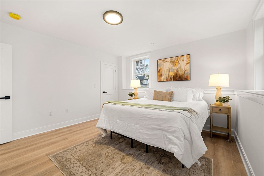 Haverhill, Massachusetts, 01830, United States, 4 Bedrooms Bedrooms, ,4 BathroomsBathrooms,Residential,For Sale,1993462