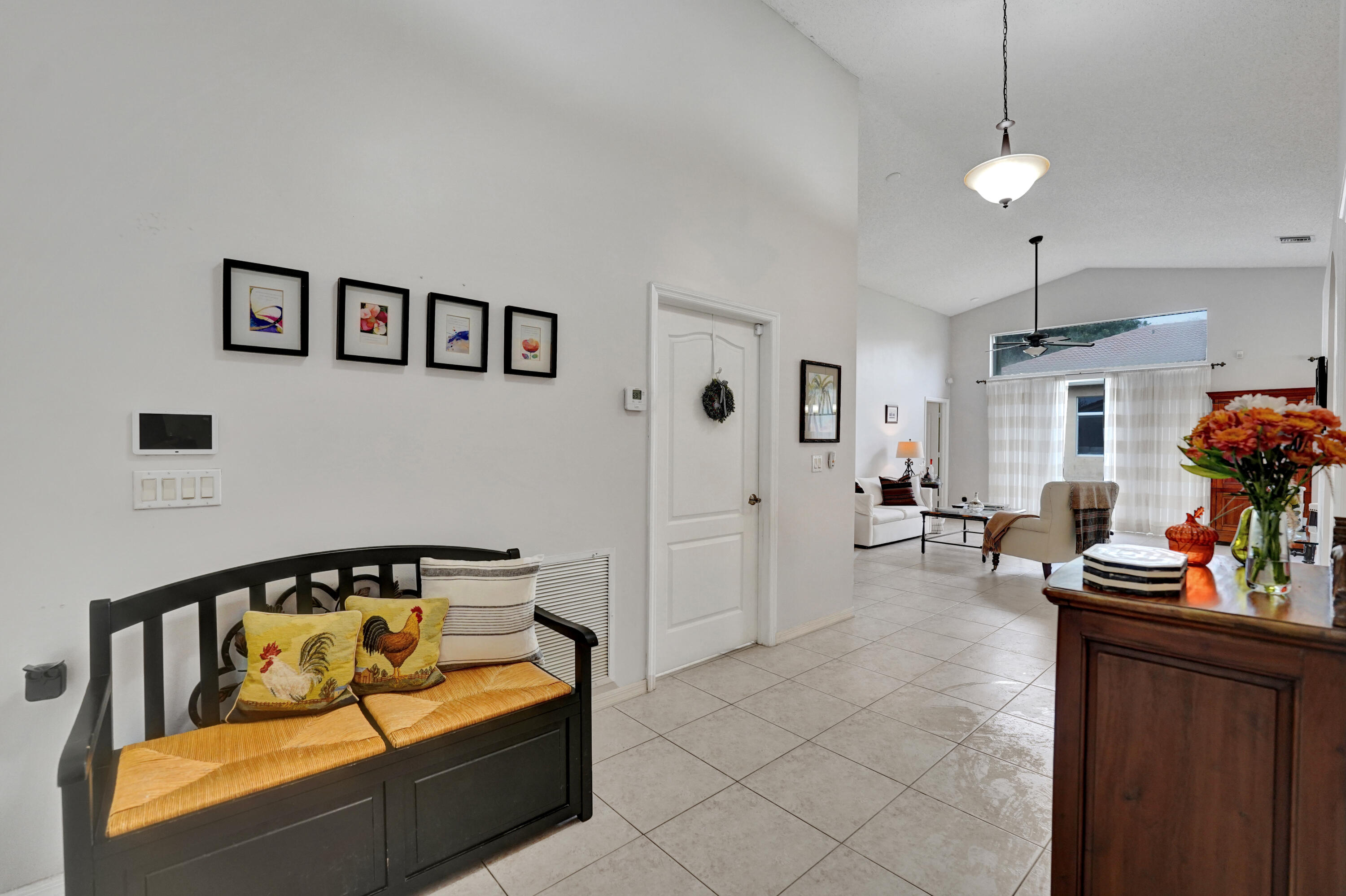 Pembroke Pines, Florida, 33332, United States, 3 Bedrooms Bedrooms, ,2 BathroomsBathrooms,Residential,For Sale,1987784