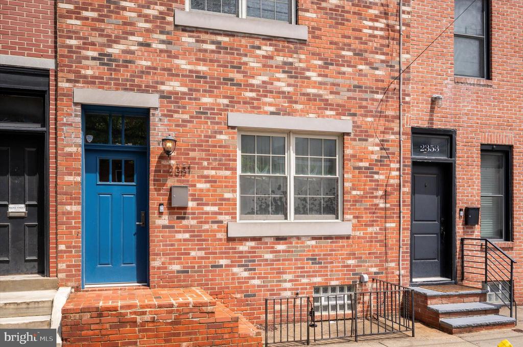 Philadelphia, Pennsylvania, 19125, United States, 4 Bedrooms Bedrooms, ,3 BathroomsBathrooms,Residential,For Sale,1836902