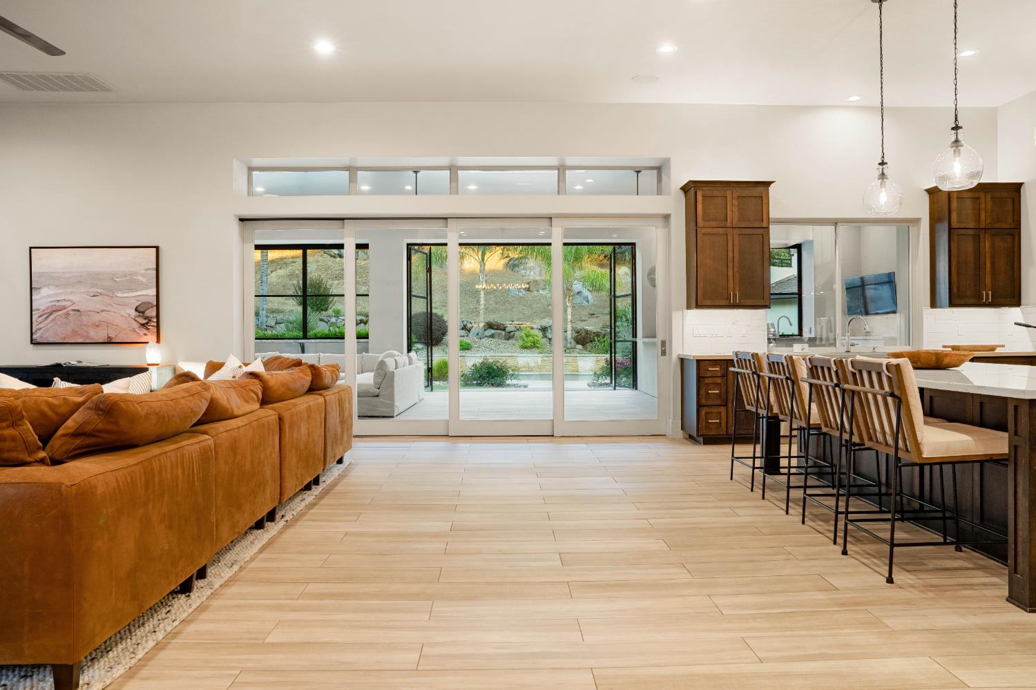 Loomis, California, 95650, United States, 5 Bedrooms Bedrooms, ,6 BathroomsBathrooms,Residential,For Sale,2003238