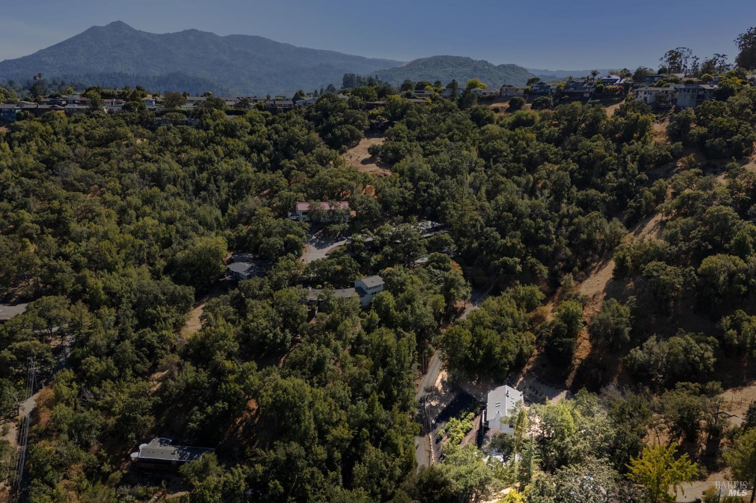 San Rafael, California, 94903, United States, 4 Bedrooms Bedrooms, ,3 BathroomsBathrooms,Residential,For Sale,1917478