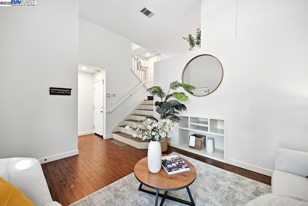 Dublin, California, 94568, United States, 3 Bedrooms Bedrooms, ,2 BathroomsBathrooms,Residential,For Sale,1987848