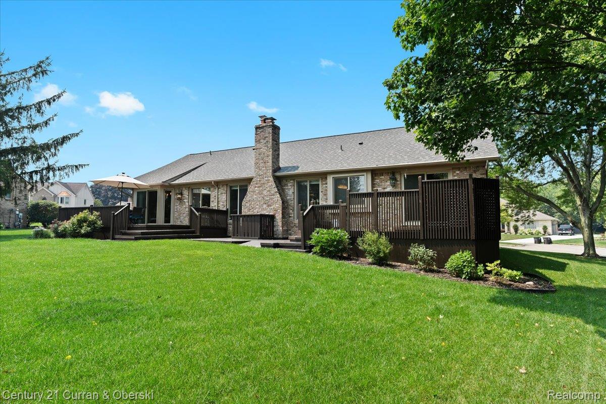 Northville, Michigan, 48168, United States, 3 Bedrooms Bedrooms, ,4 BathroomsBathrooms,Residential,For Sale,1921714