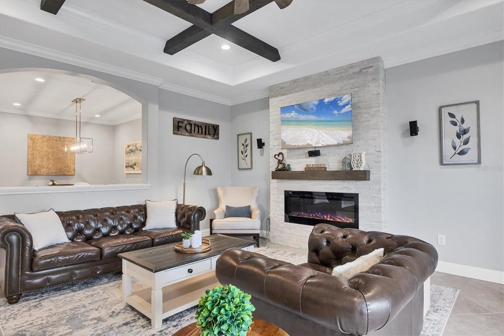 Venice, Florida, 34293, United States, 4 Bedrooms Bedrooms, ,2 BathroomsBathrooms,Residential,For Sale,1977981