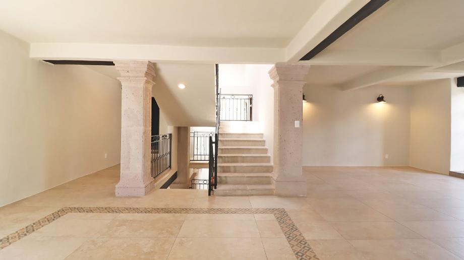 Pátzcuaro, Michoacán de Ocampo, 61606, Mexico, 5 Bedrooms Bedrooms, ,3 BathroomsBathrooms,Residential,For Sale,1729660