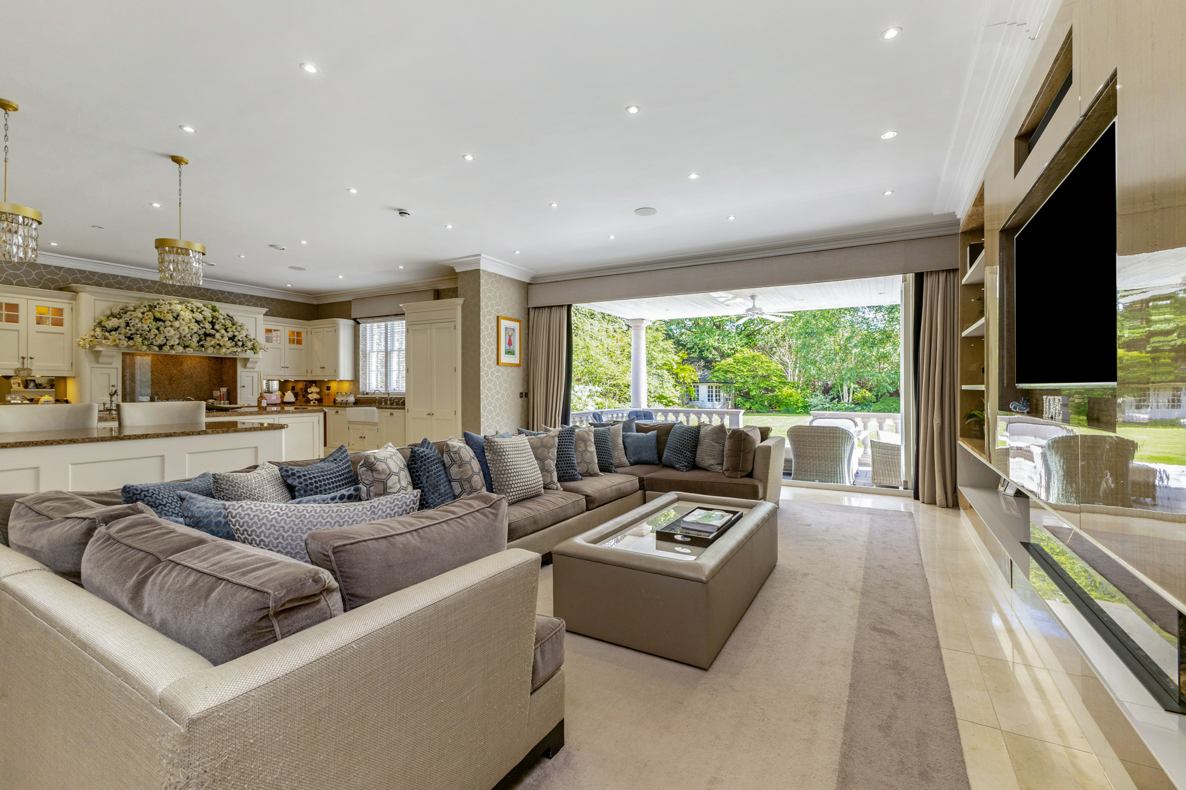  A Landmark Family House in Burwood Park - 物件實景
