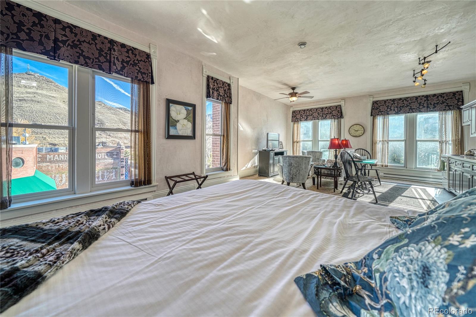 Salida, Colorado, 81201, United States, 1 Bedroom Bedrooms, ,1 BathroomBathrooms,Residential,For Sale,1944945