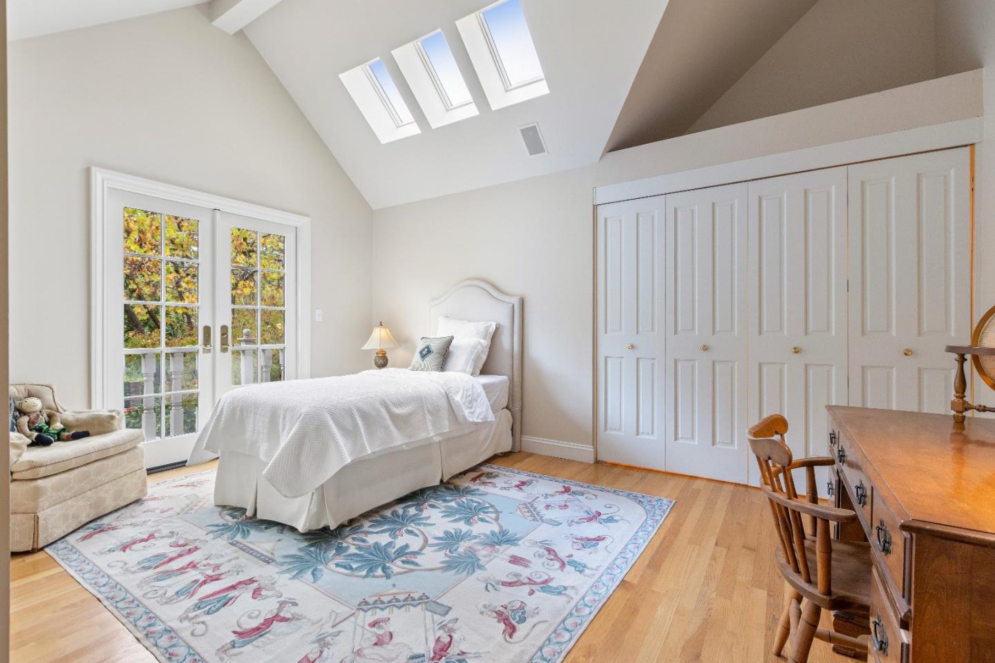 Burlingame, California, 94010, United States, 3 Bedrooms Bedrooms, ,3 BathroomsBathrooms,Residential,For Sale,1991997