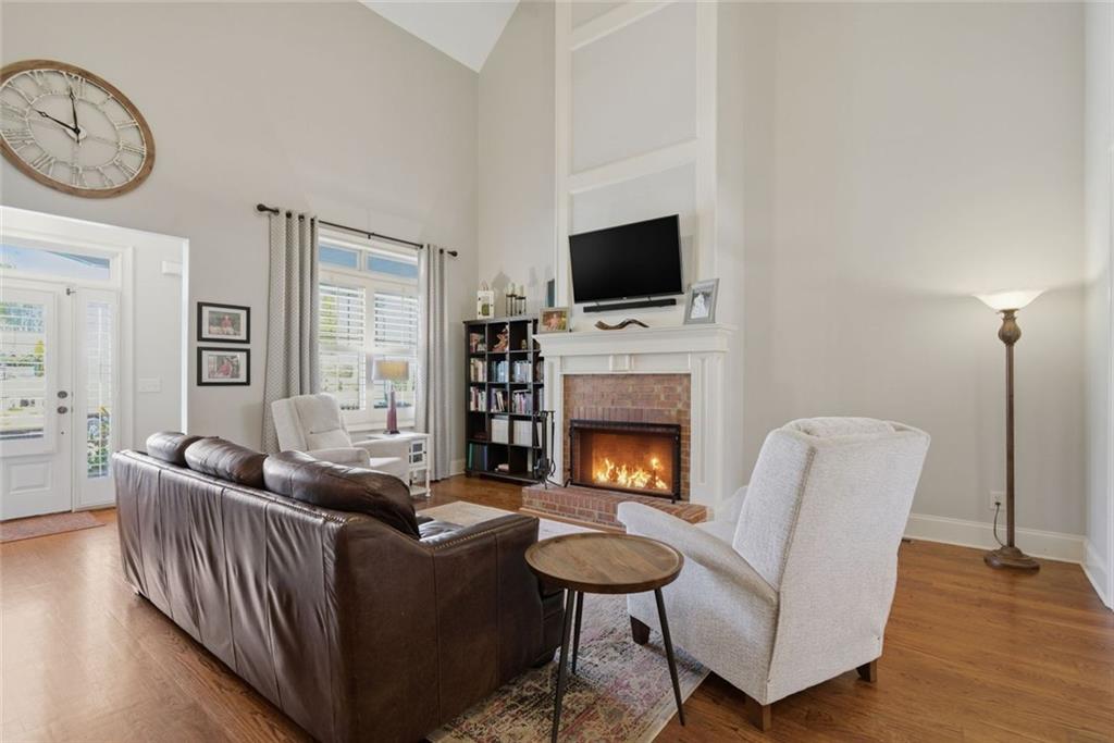 Cumming, Georgia, 30040, United States, 4 Bedrooms Bedrooms, ,5 BathroomsBathrooms,Residential,For Sale,2023621