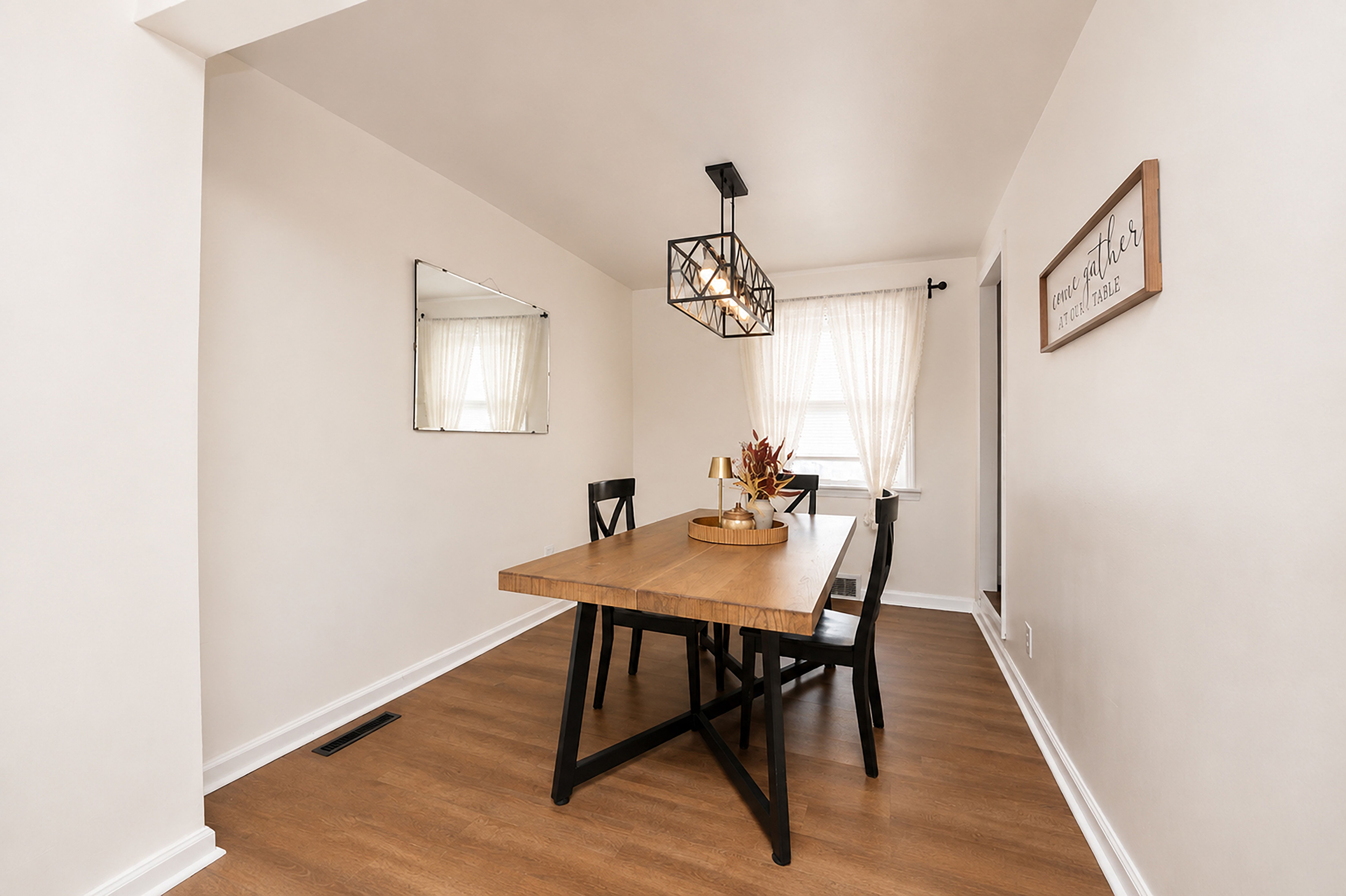  1813 Freeport Road, Natrona Heights, PA 15065 - 物件實景