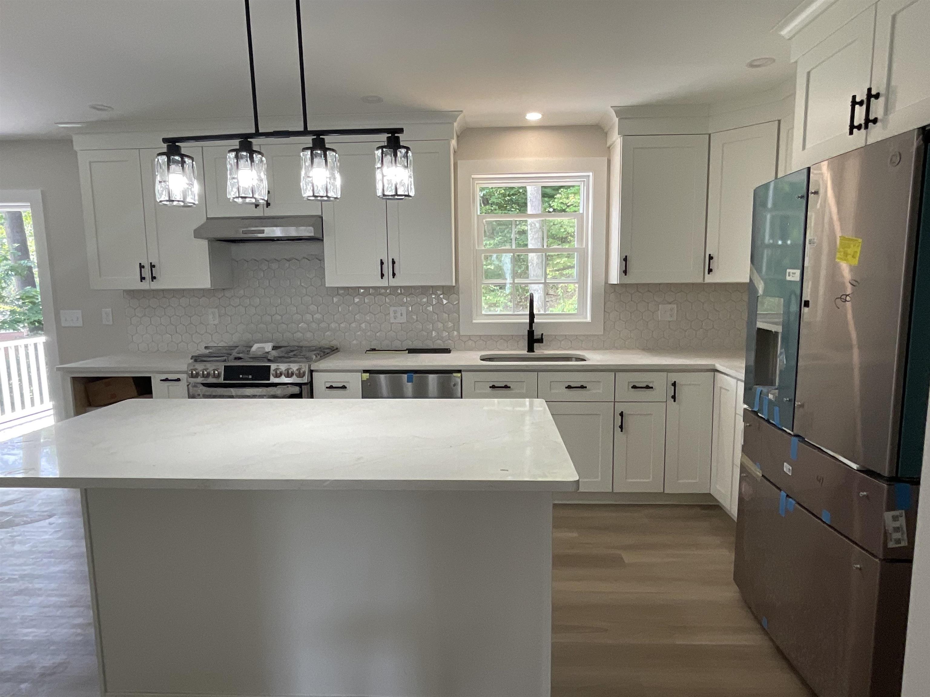 Manchester, New Hampshire, 03102, United States, 4 Bedrooms Bedrooms, ,3 BathroomsBathrooms,Residential,For Sale,1901440