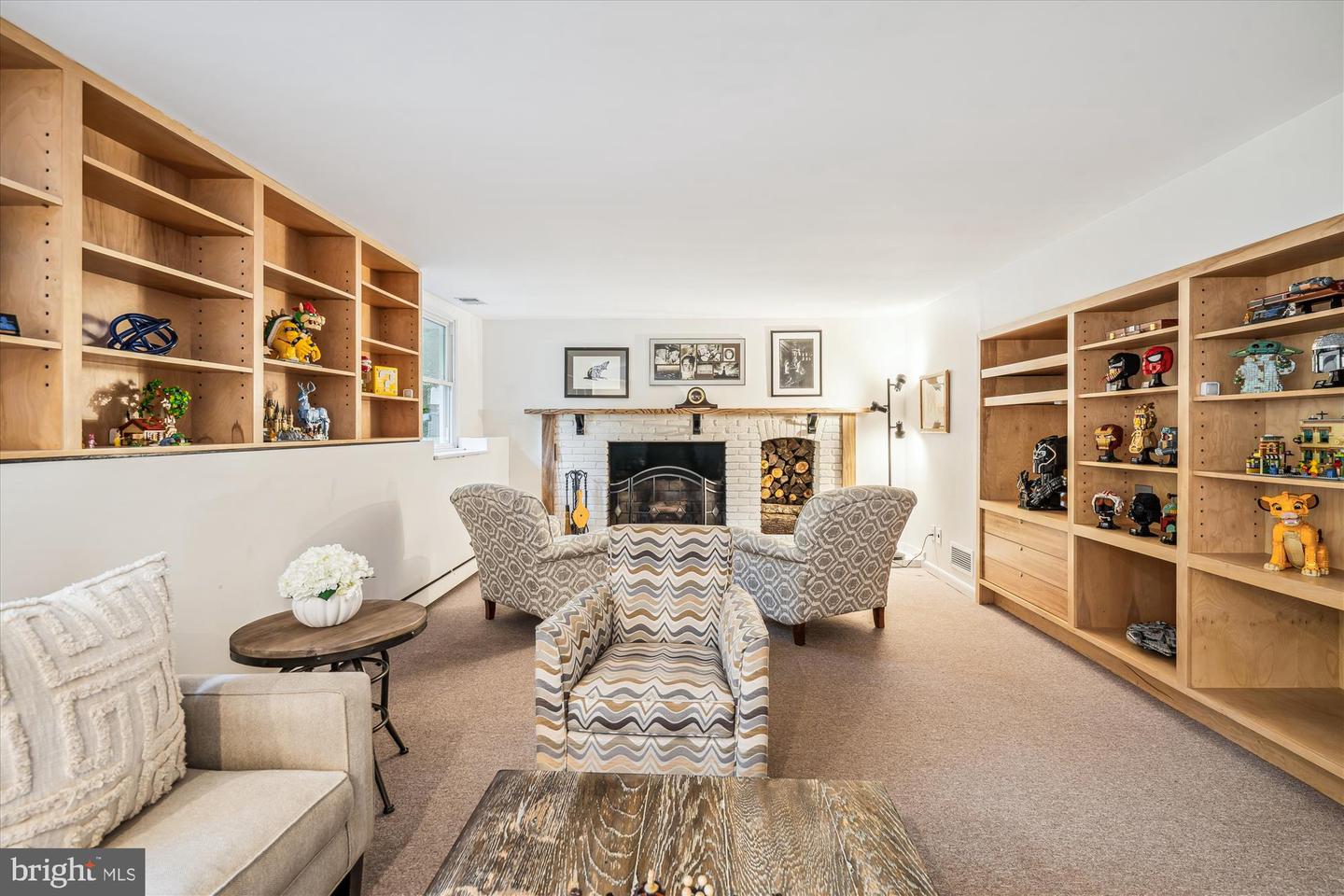 Annapolis, Maryland, 21403, United States, 5 Bedrooms Bedrooms, ,3 BathroomsBathrooms,Residential,For Sale,1839028