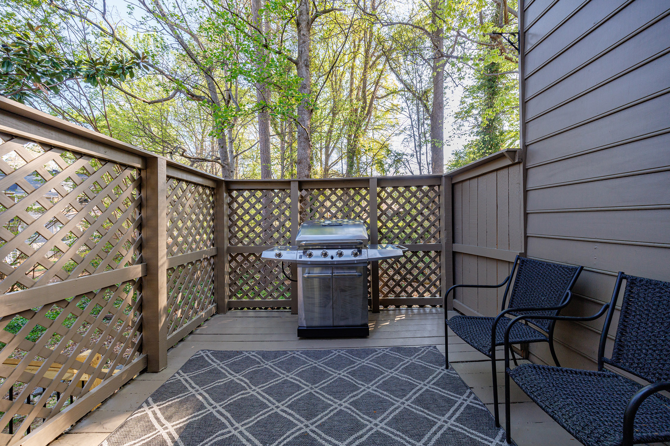  Inviting End Unit Townhome Perfectly Positioned in Chamblee - 物件實景