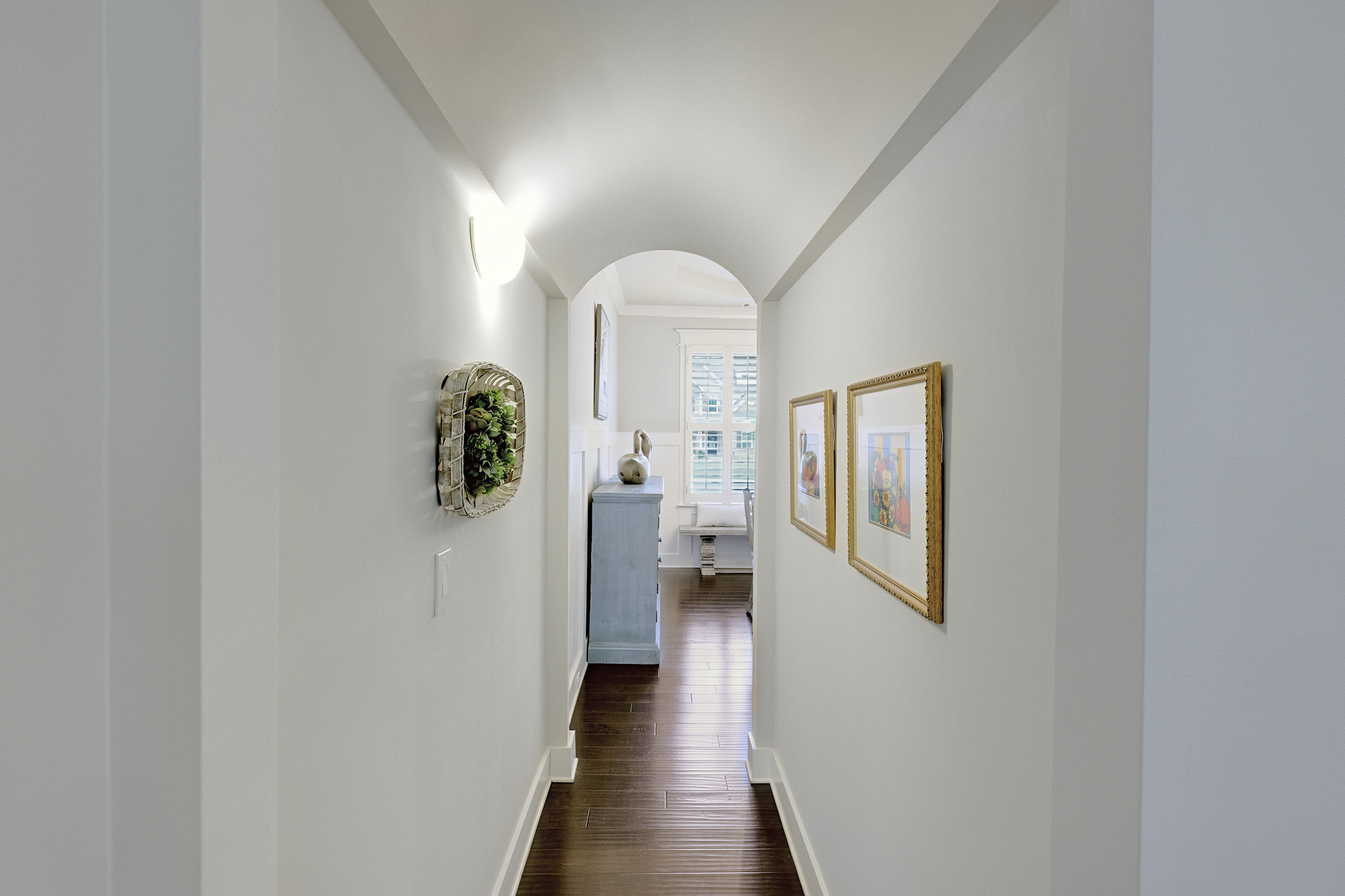  Cul-de-sac Home Combines Refined Modern Living and Everyday Comfort - 物件實景