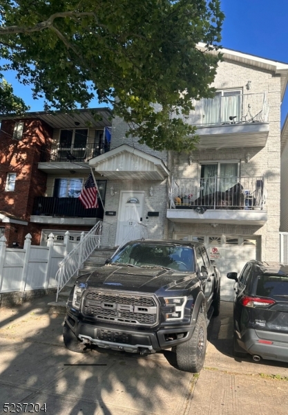 Jersey City, New Jersey, 07304, United States, 9 Bedrooms Bedrooms, ,6 BathroomsBathrooms,Residential,For Sale,1895416