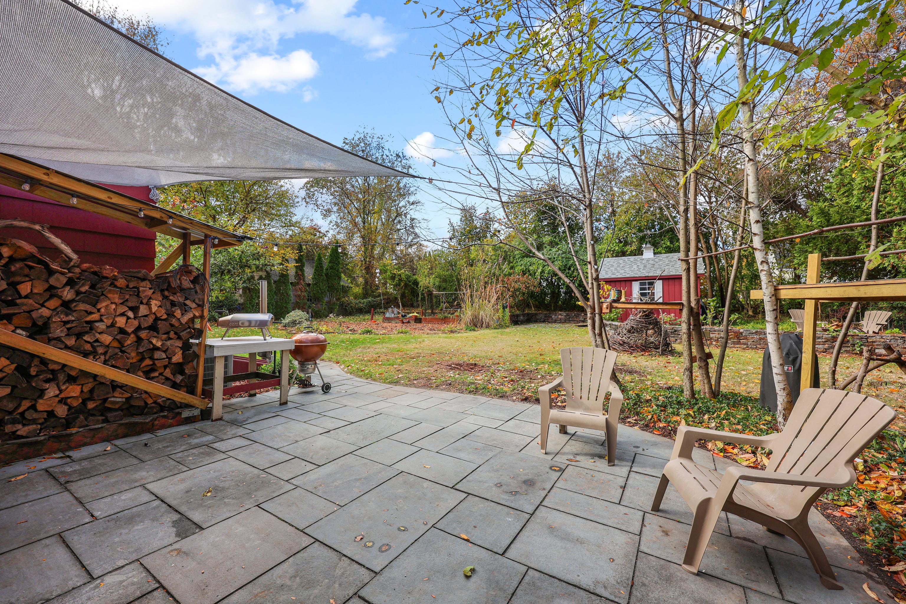 West Hartford, Connecticut, 06110, United States, 4 Bedrooms Bedrooms, ,2 BathroomsBathrooms,Residential,For Sale,1990757