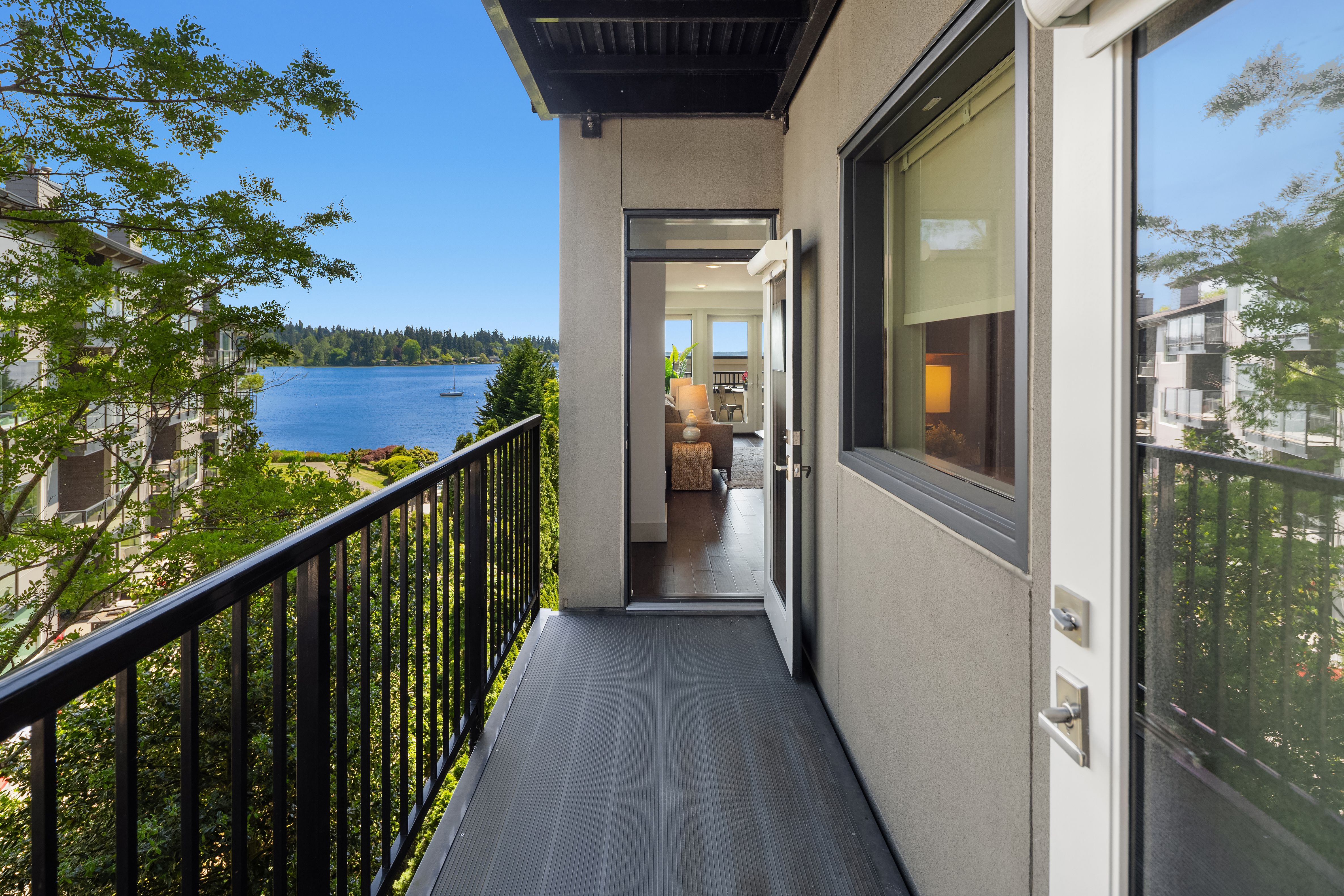  9123 NE Juanita Dr Unit #205, Kirkland, WA 98034 - 物件實景