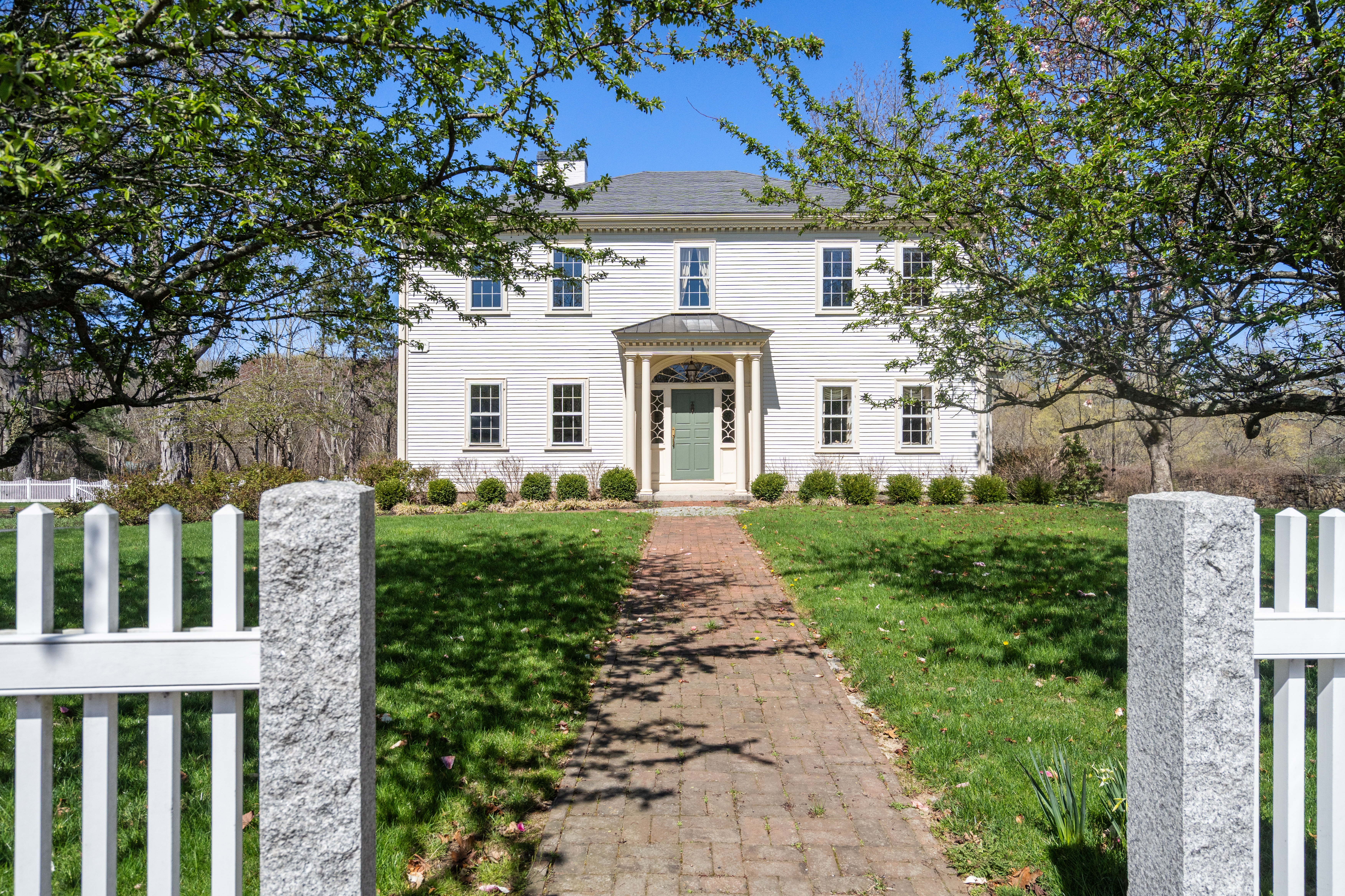  8 Washington Street, Sherborn, MA, 01770 - 物件實景
