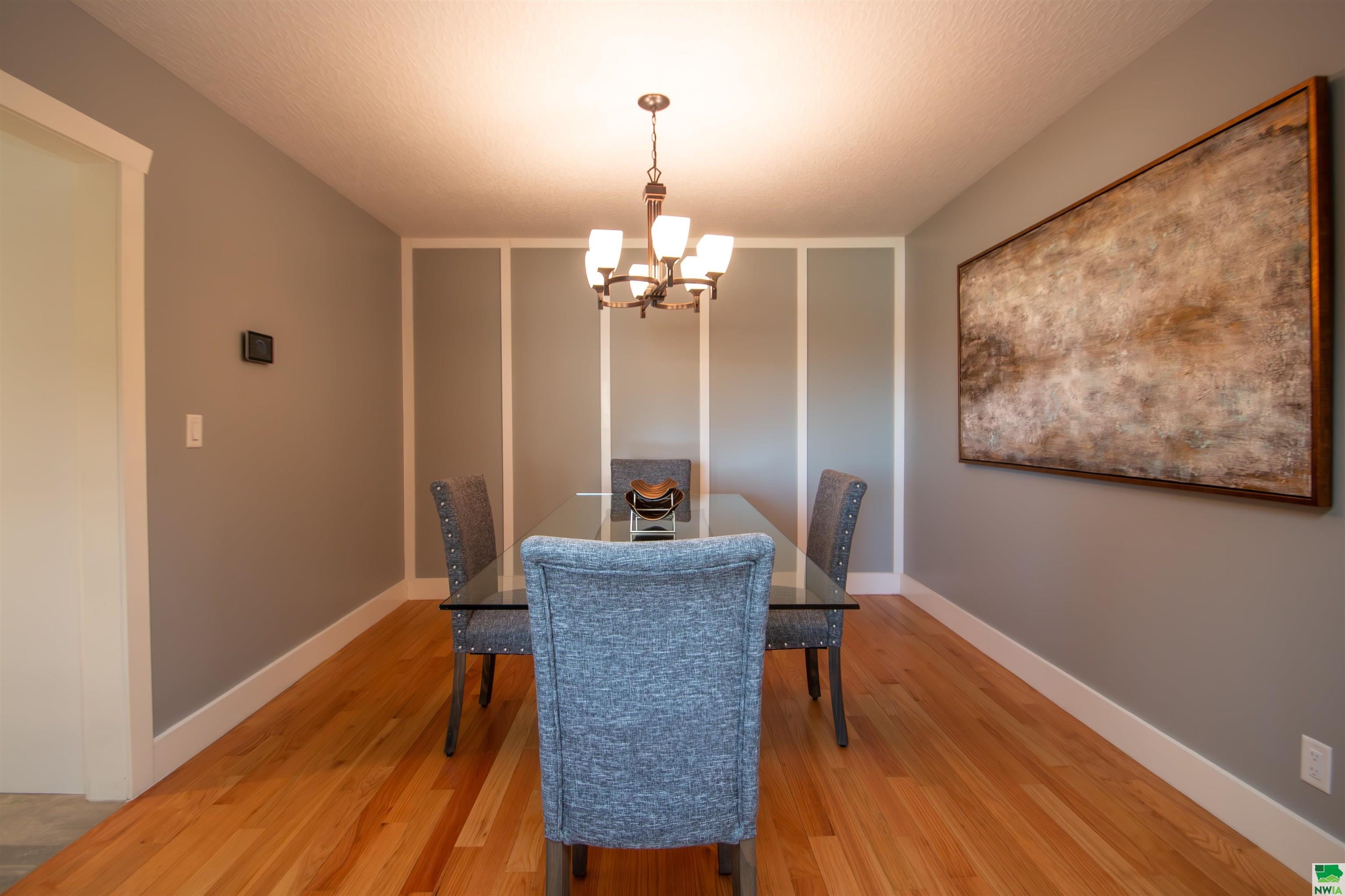 Sioux City, Iowa, 51104, United States, 5 Bedrooms Bedrooms, ,3 BathroomsBathrooms,Residential,For Sale,1921343