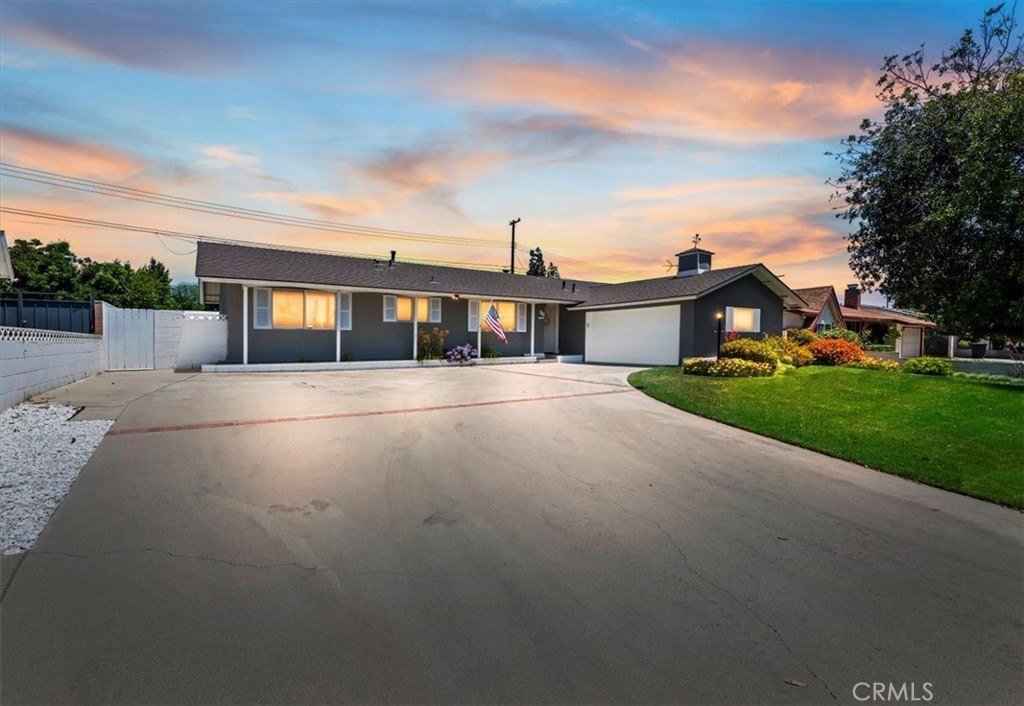 Pomona, California, 91767, United States, 4 Bedrooms Bedrooms, ,2 BathroomsBathrooms,Residential,For Sale,1827977