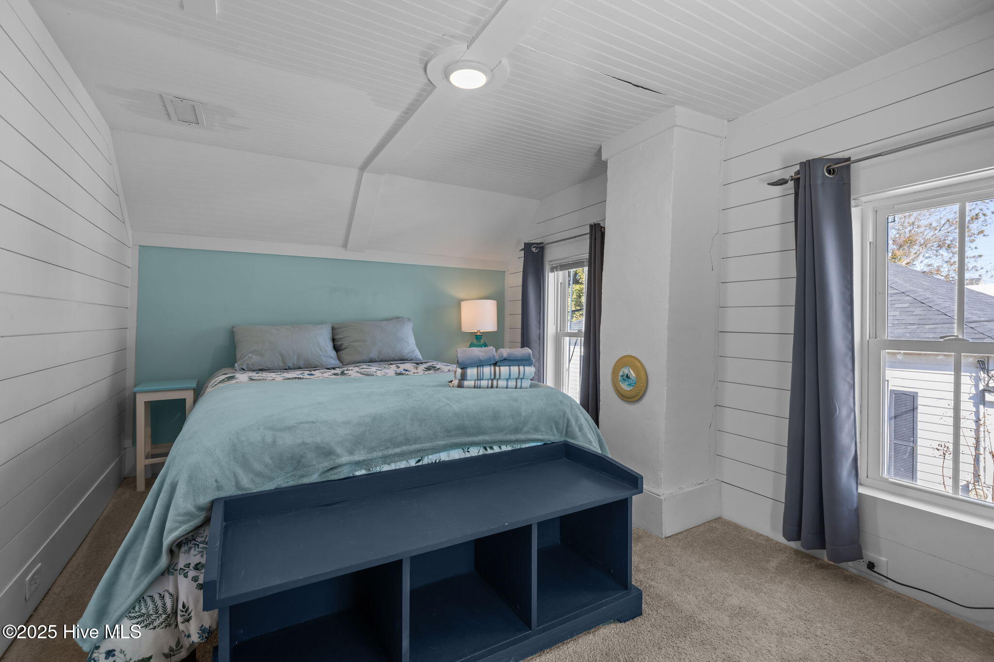 Beaufort, North Carolina, 28516, United States, 3 Bedrooms Bedrooms, ,2 BathroomsBathrooms,Residential,For Sale,1994463