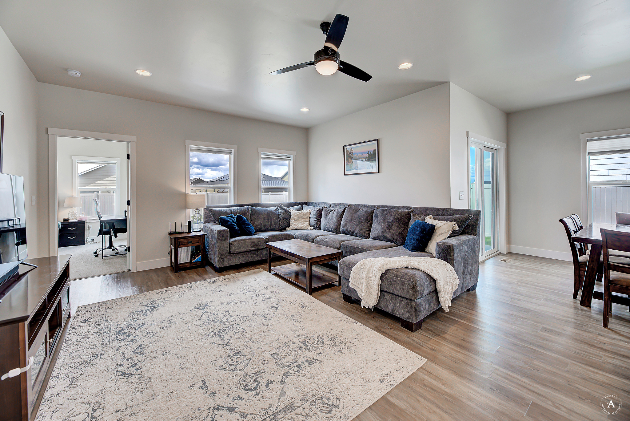 East Helena, Montana, 59635, United States, 3 Bedrooms Bedrooms, ,3 BathroomsBathrooms,Residential,For Sale,1916602
