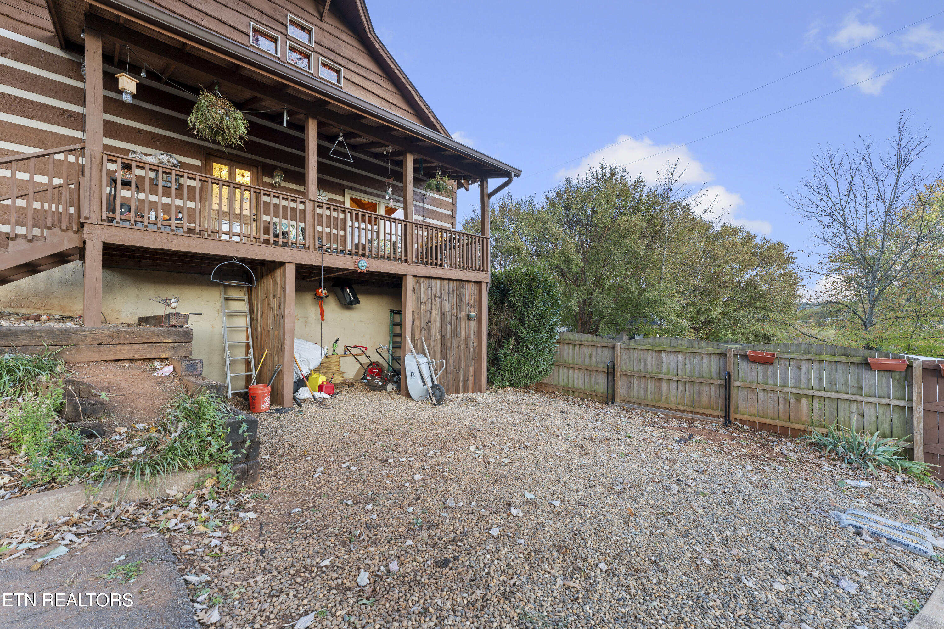 Knoxville, Tennessee, 37922, United States, 4 Bedrooms Bedrooms, ,4 BathroomsBathrooms,Residential,For Sale,1977894