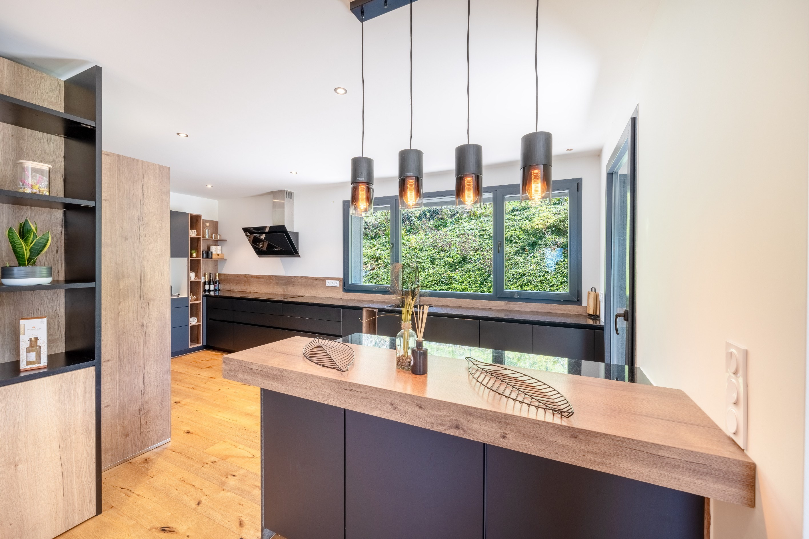  Contemporary Villa for Sale in Neuvecelle with Lake Views - 物件實景