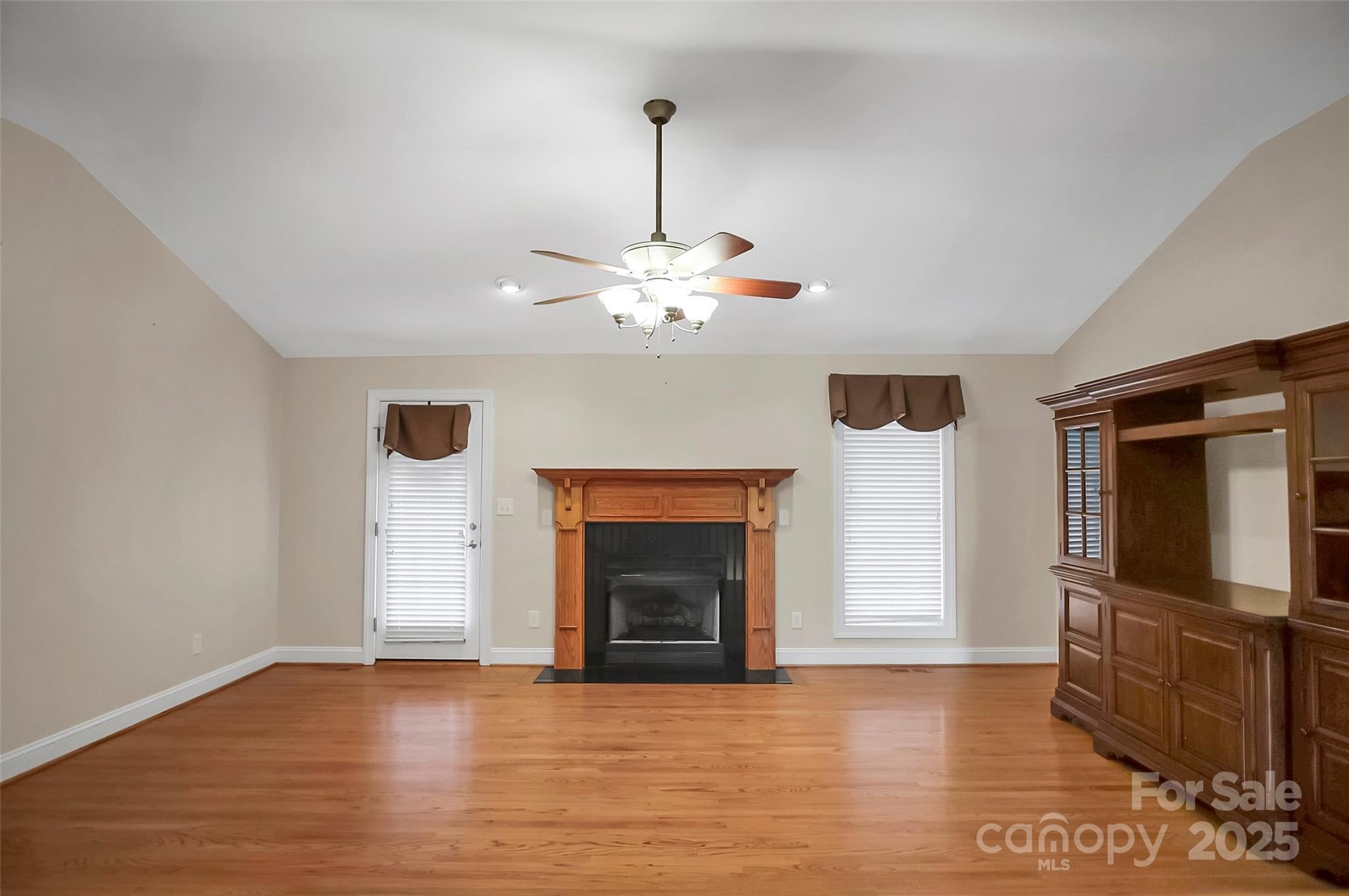 Cherryville, North Carolina, 28021, United States, 3 Bedrooms Bedrooms, ,3 BathroomsBathrooms,Residential,For Sale,1885225