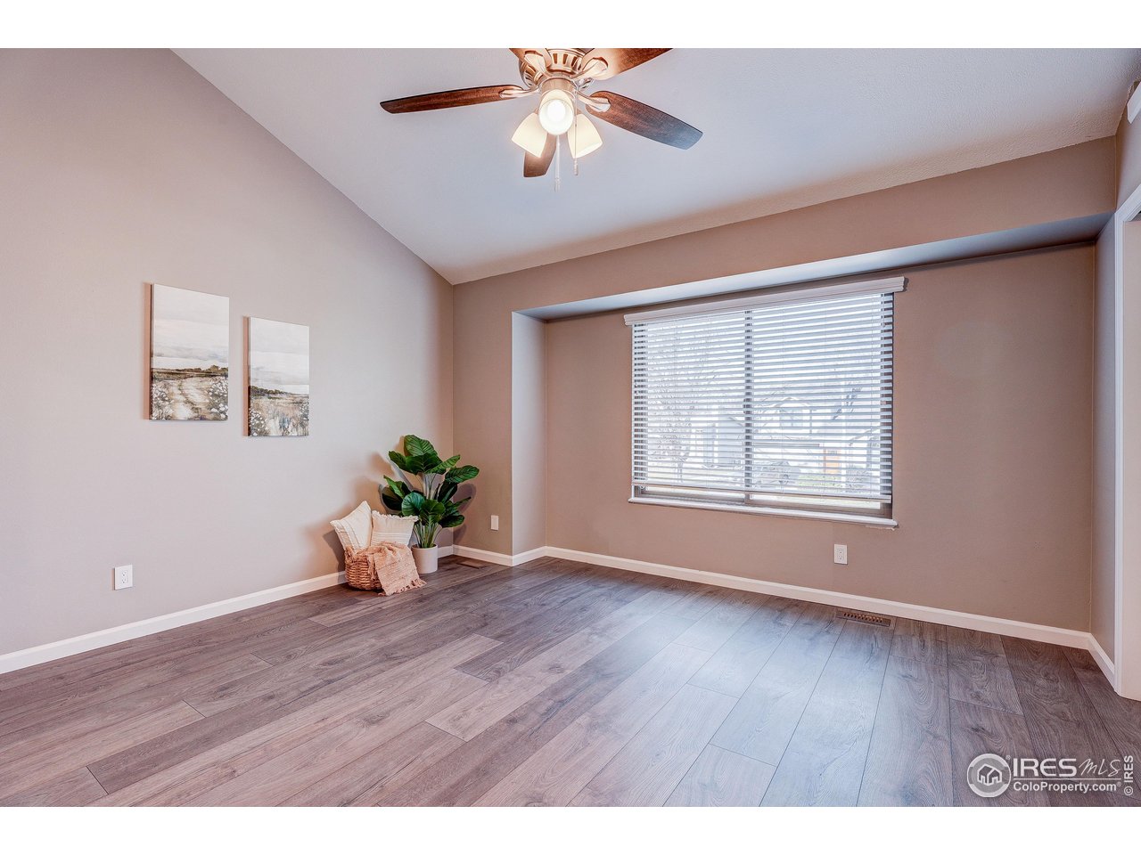 Fort Collins, Colorado, 80526, United States, 3 Bedrooms Bedrooms, ,3 BathroomsBathrooms,Residential,For Sale,2005389