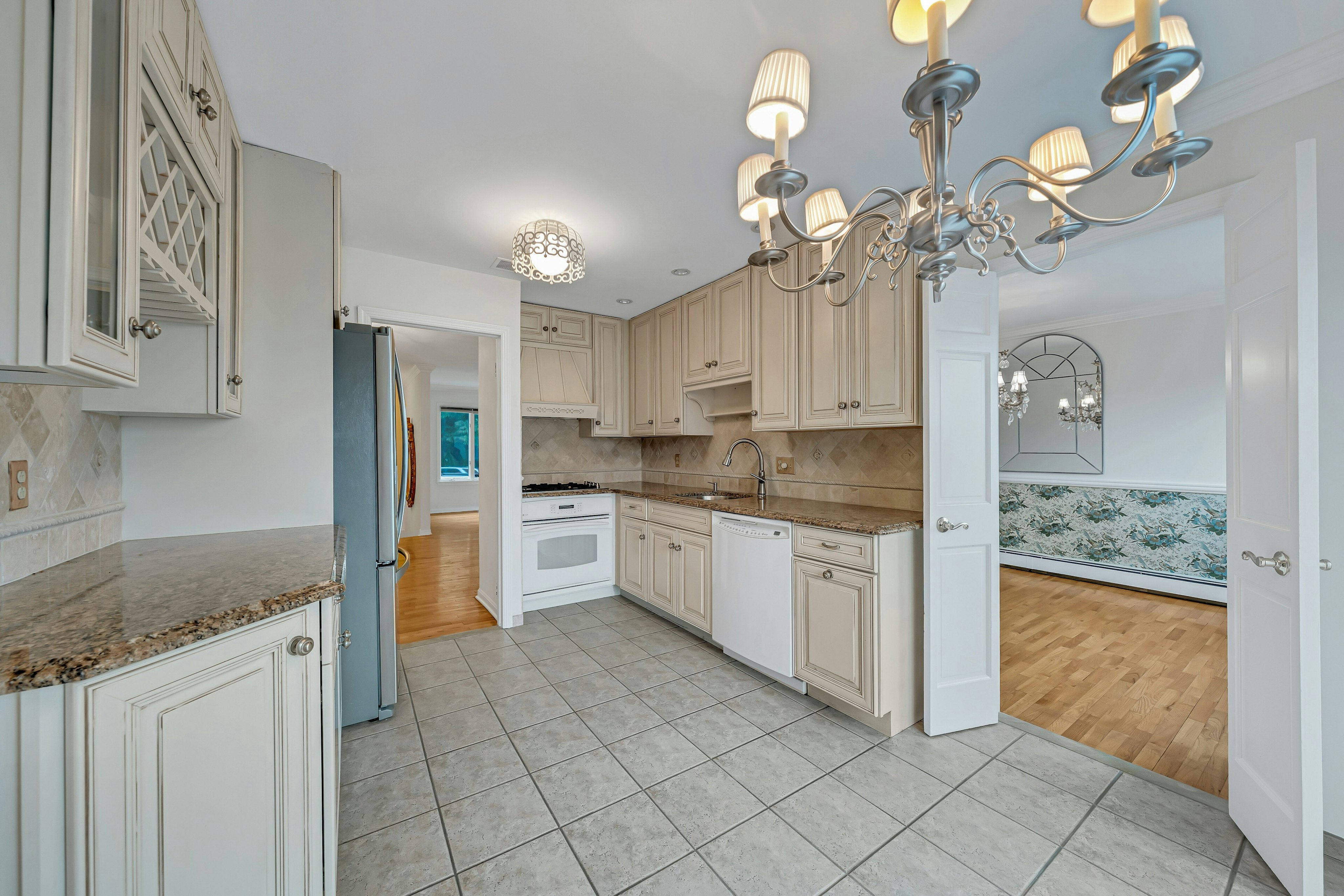  141 Middlesex Avenue, Englewood Cliffs, NJ 07632 - 物件實景
