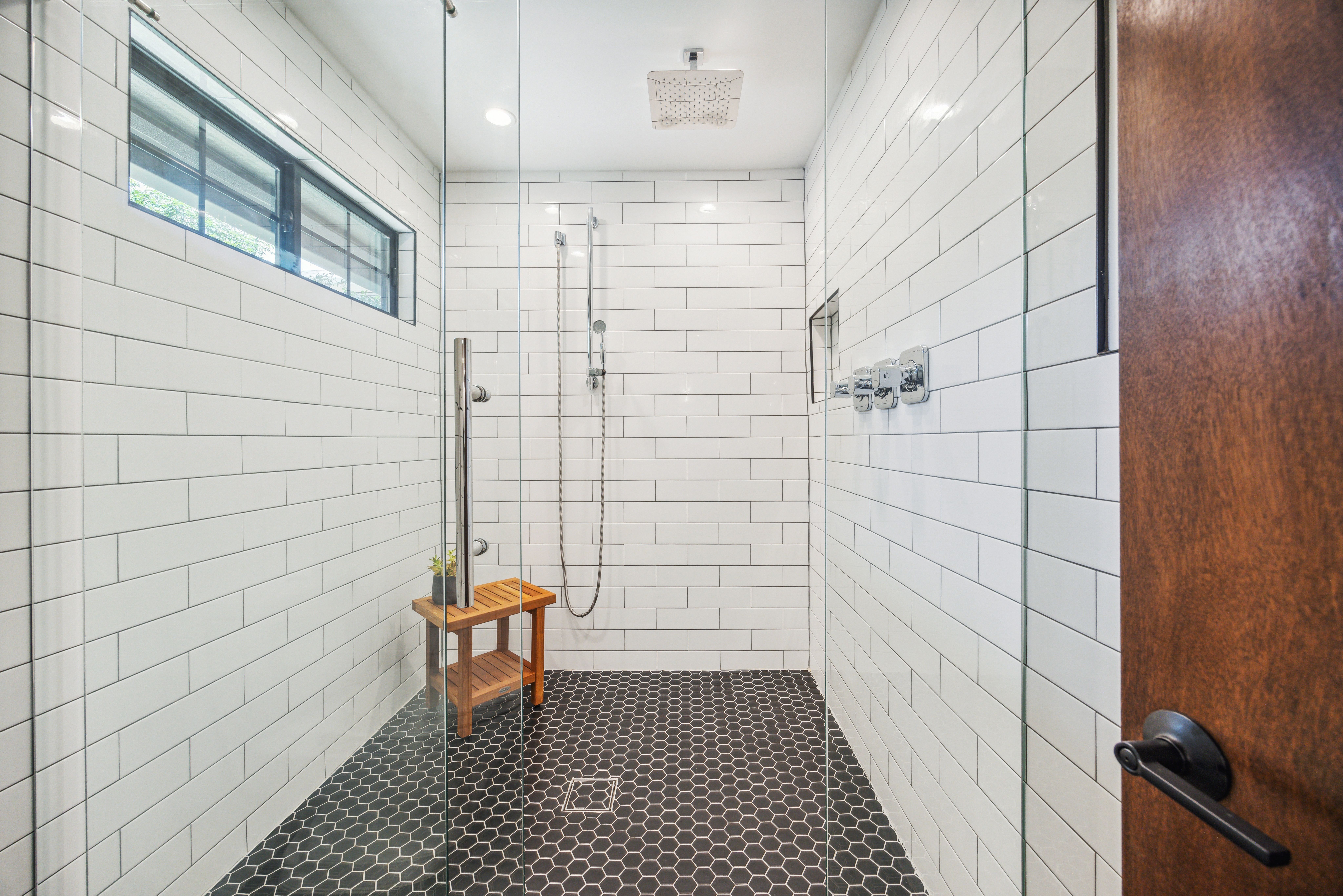  Fully Renovated Modern Retreat in Northwest Hills - 物件實景