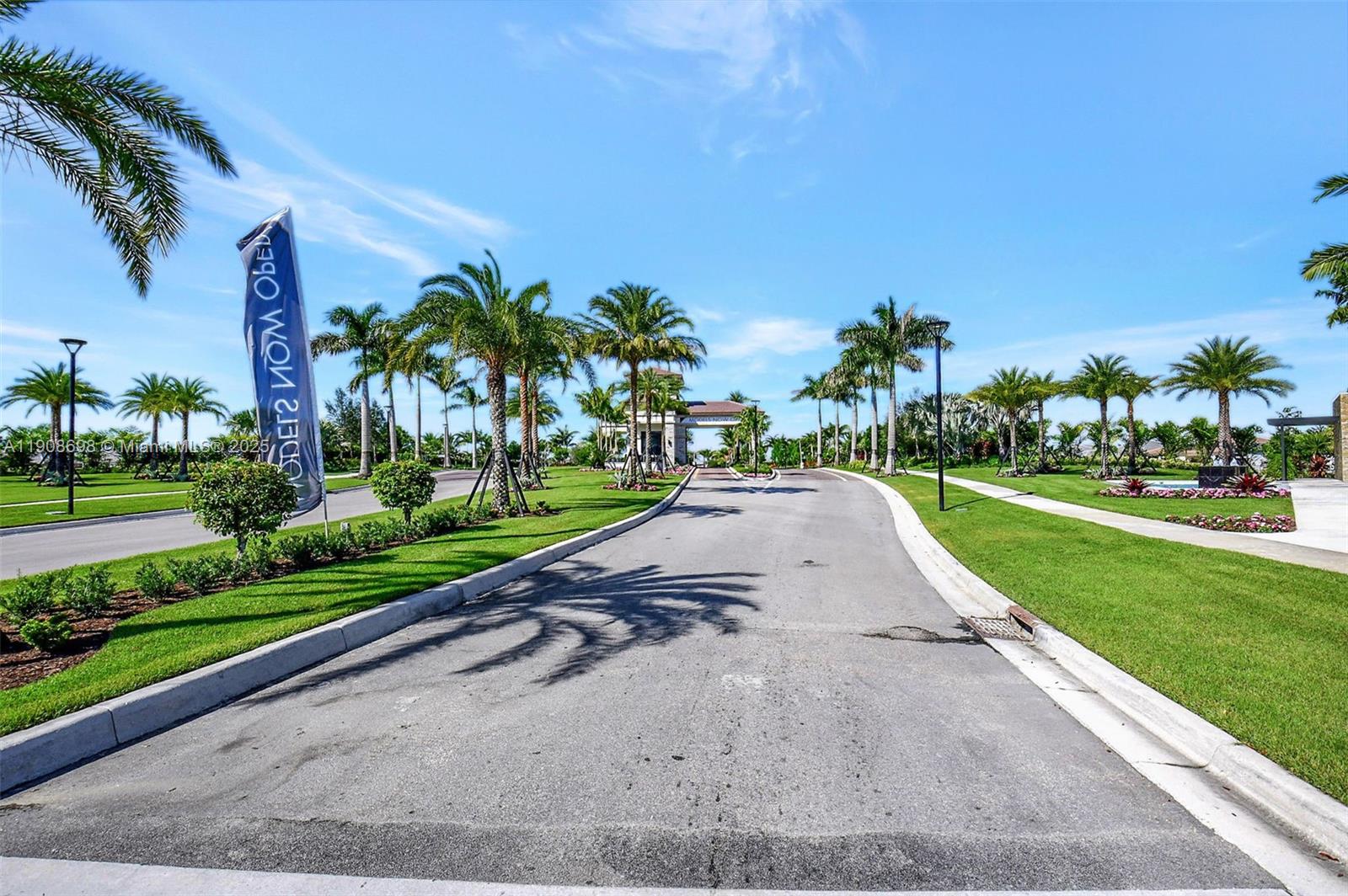 Boynton Beach, Florida, 33473, United States, 3 Bedrooms Bedrooms, ,4 BathroomsBathrooms,Residential,For Sale,1991077