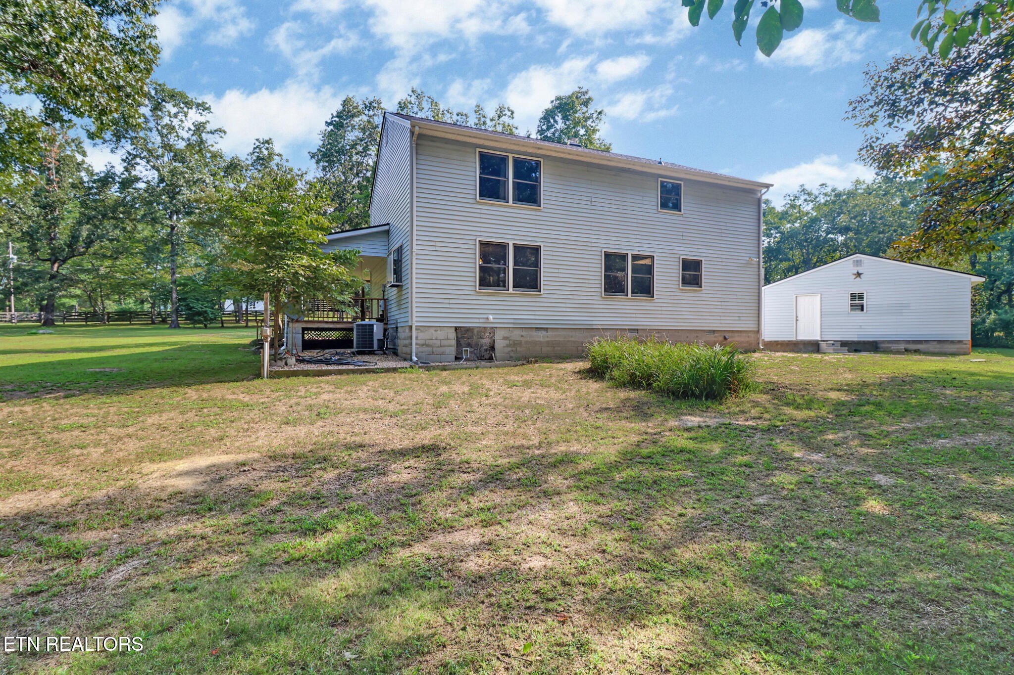 Crossville, Tennessee, 38555, United States, 4 Bedrooms Bedrooms, ,3 BathroomsBathrooms,Residential,For Sale,2005709