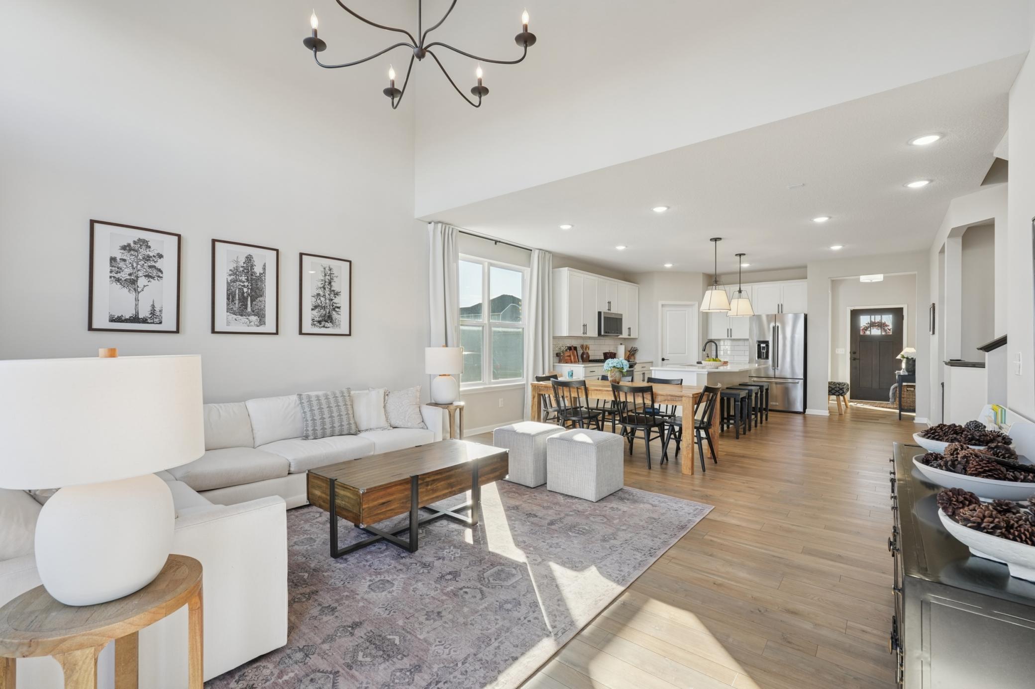 Lake Elmo, Minnesota, 55042, United States, 4 Bedrooms Bedrooms, ,3 BathroomsBathrooms,Residential,For Sale,1999668