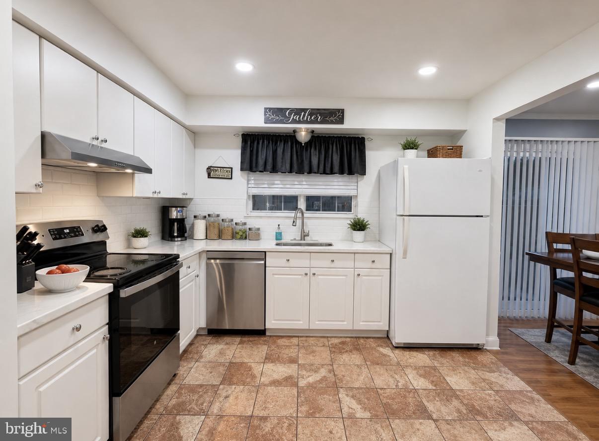 Pickering Dr, Germantown, MD 20874 #1