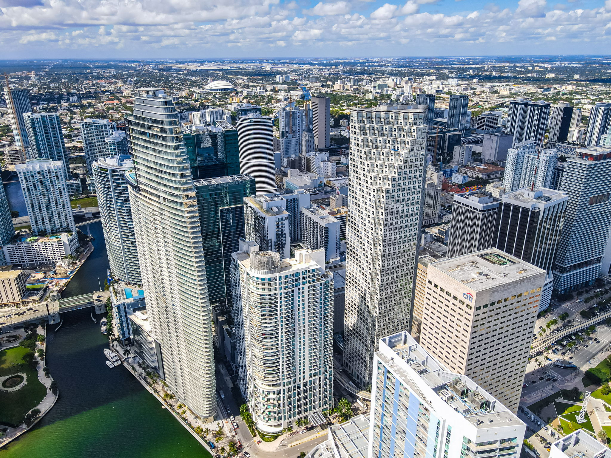  300 S Biscayne Blvd, Miami, FL, 33131 - 物件實景