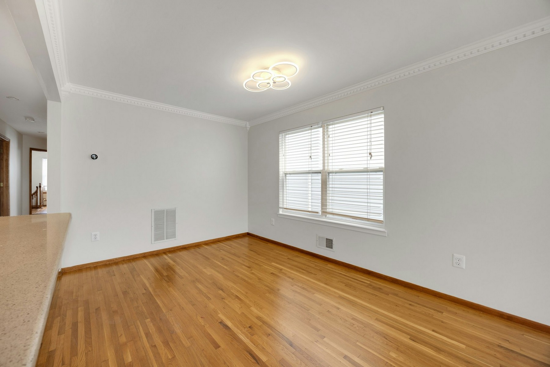  149 Hobart Avenue, Bayonne, NJ 07002 - 物件實景
