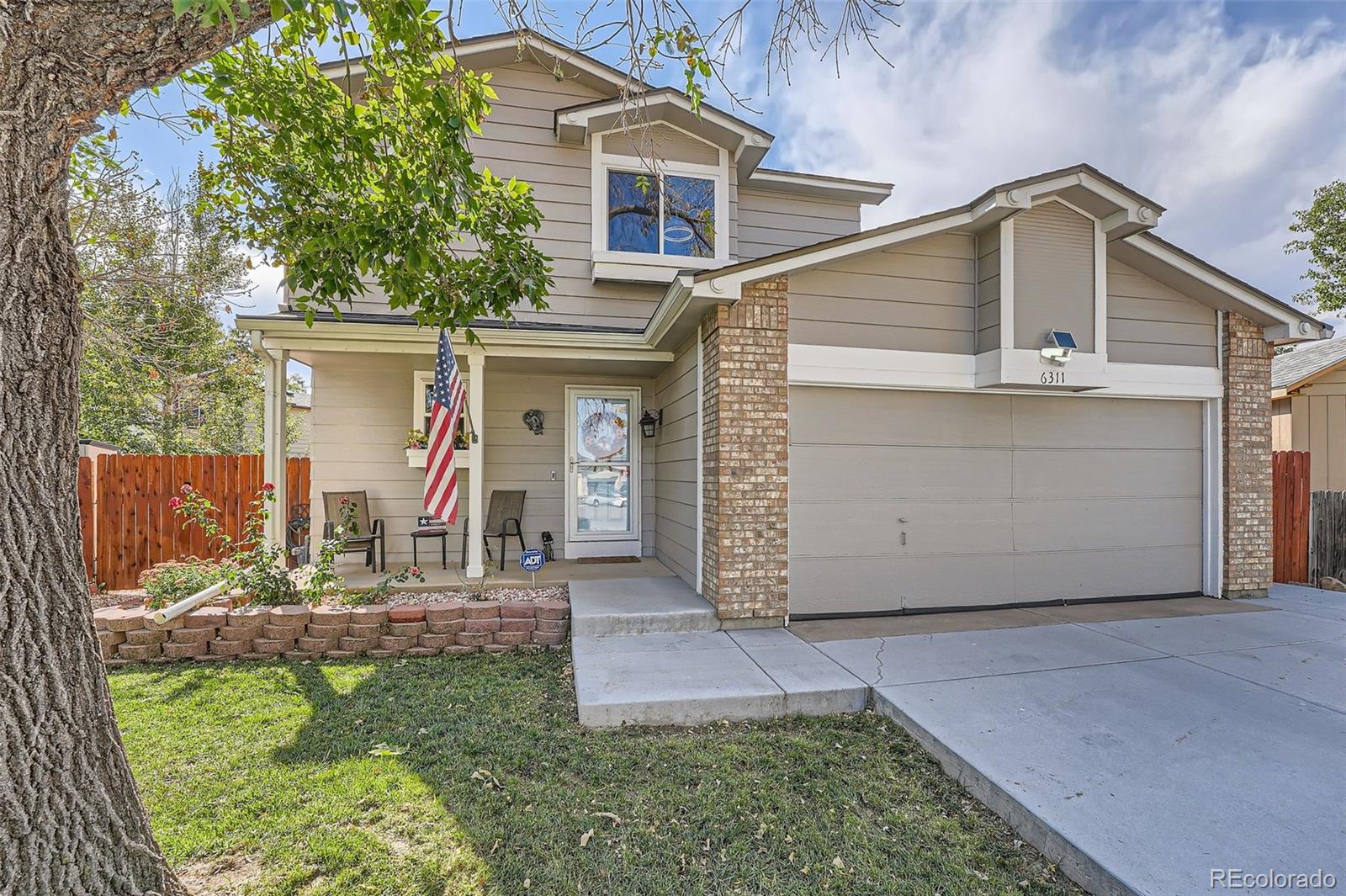 Arvada, Colorado, 80003, United States, 4 Bedrooms Bedrooms, ,4 BathroomsBathrooms,Residential,For Sale,1870696