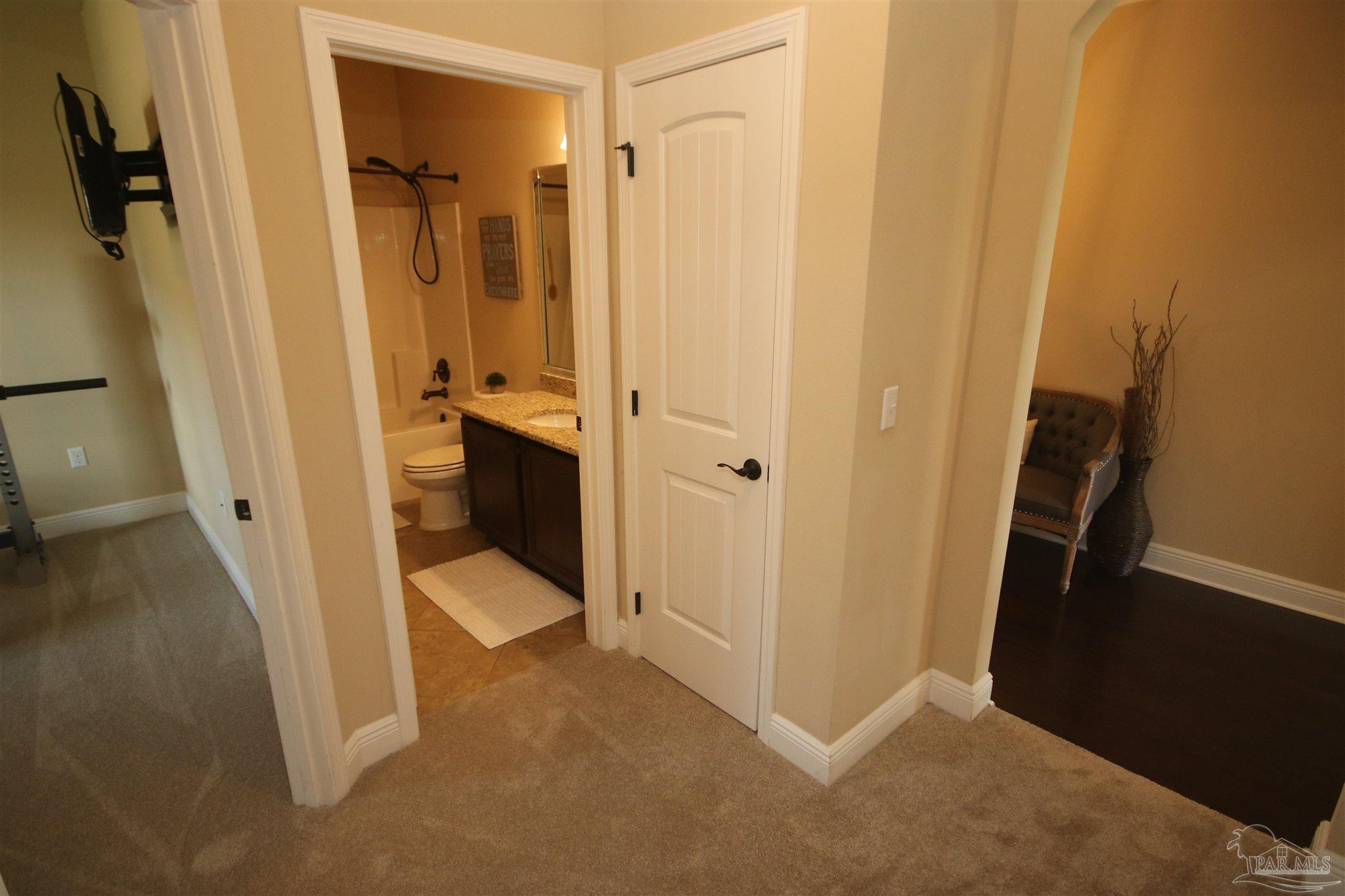 Pace, Florida, 32571, United States, 5 Bedrooms Bedrooms, ,3 BathroomsBathrooms,Residential,For Sale,1828224